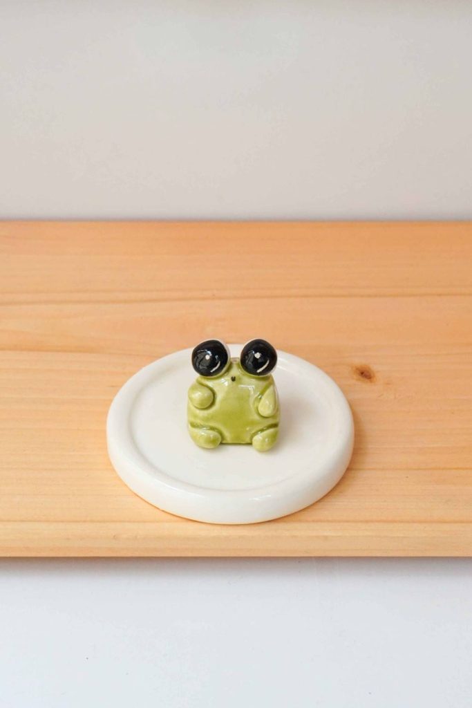 جاعودی طرح بچه قورباغه